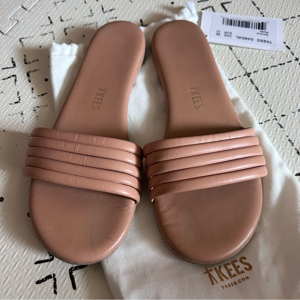 TKEES Sandals